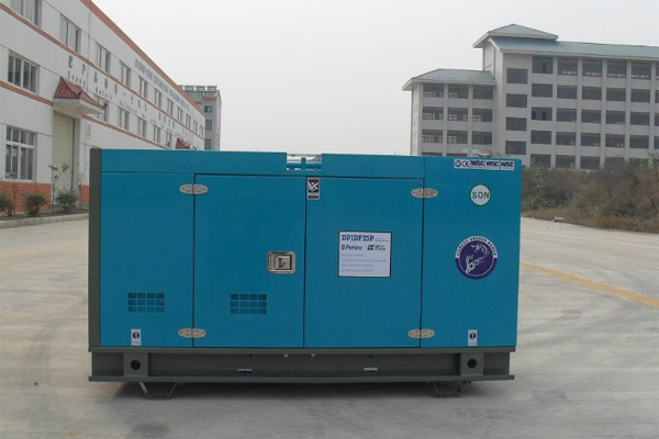 兰陵发电机租赁如何正确安装空气滤清器？